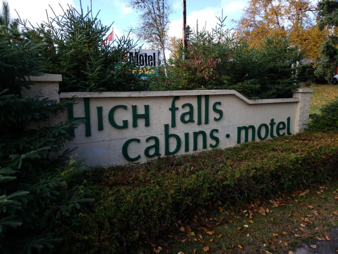 High Falls Motel & Cabins Wawa Esterno foto